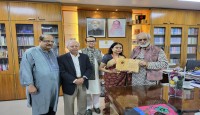 রোকেয়া হায়দার পেলেন এনআরবি-পিবিও সাহিত্য ও সংস্কৃতি সম্মেলন সম্মাননা