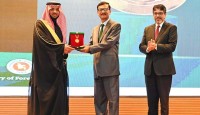 সৌদি রাষ্ট্রদূতকে ডিপ্লোম্যাটিক এক্সিলেন্স মেডেল দিল পররাষ্ট্র মন্ত্রণালয়