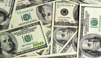 রেমিট্যান্সে কমল, রপ্তানিতে বাড়ল ডলারের দাম