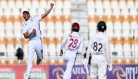 মুলতান টেস্টে হচ্ছেটা কী! প্রথম দিনই অলআউট দুই দল